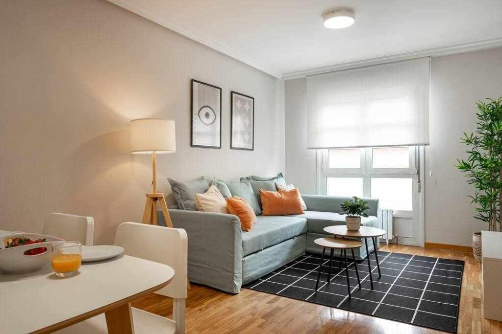 La Plaza Apartamento Gijon Exterior photo